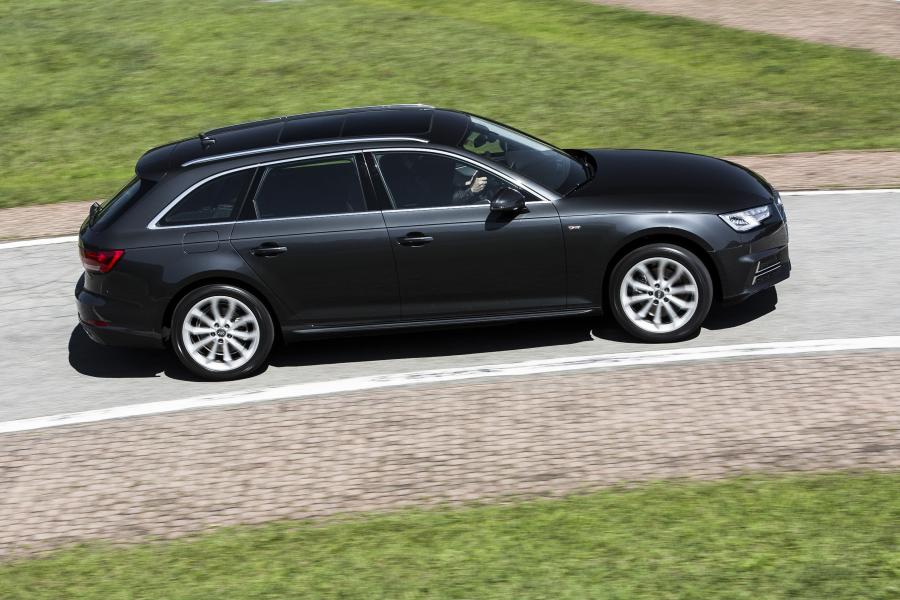  Audi A4 Avant 2.0 TFSI S-Line (B9) 2016 года  (LA) (фото 4 из 17)
